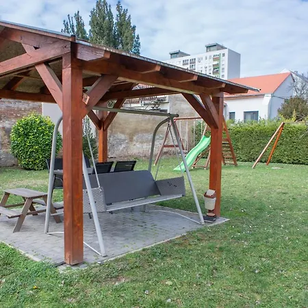 Apartment City Inn Pecs Апартаменты