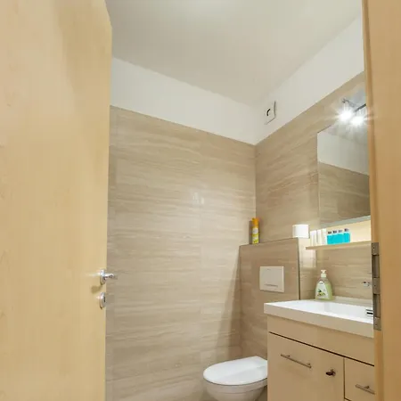 Apartment City Inn Pecs *