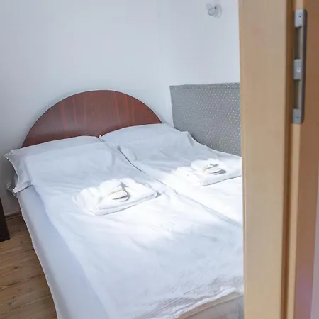 Apartment City Inn Pecs * Beci